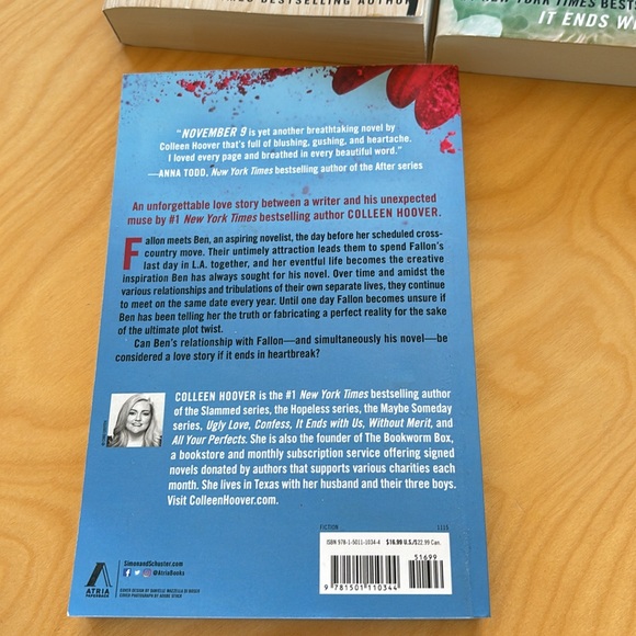 Bundle of four Colleen Hoover books - Picture 3 of 5